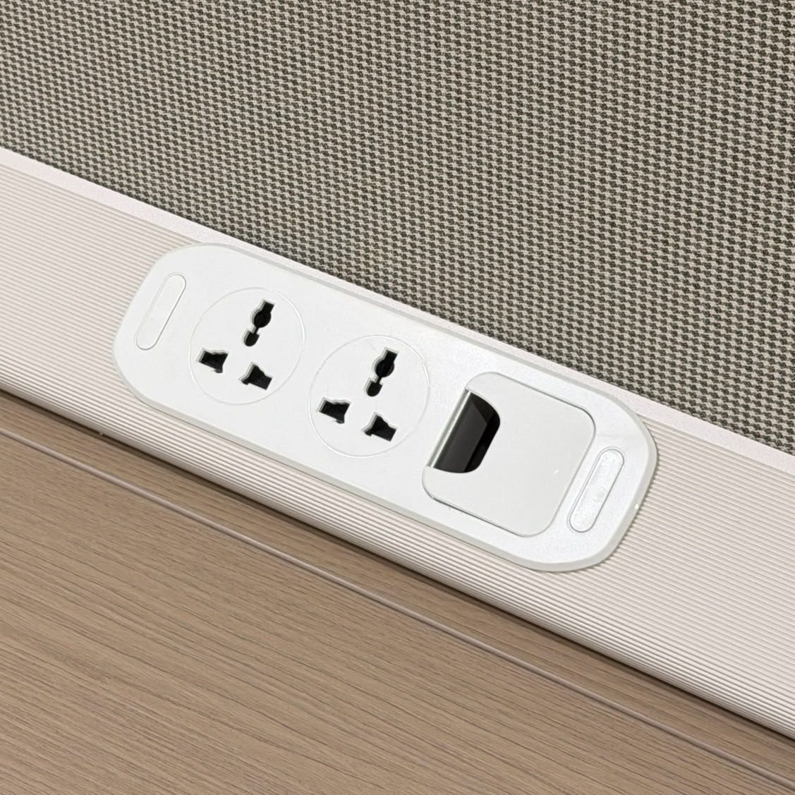 Integrated desk power module detail